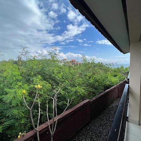 Ocean Breeze Uluwatu Apartments מראה חיצוני תמונה
